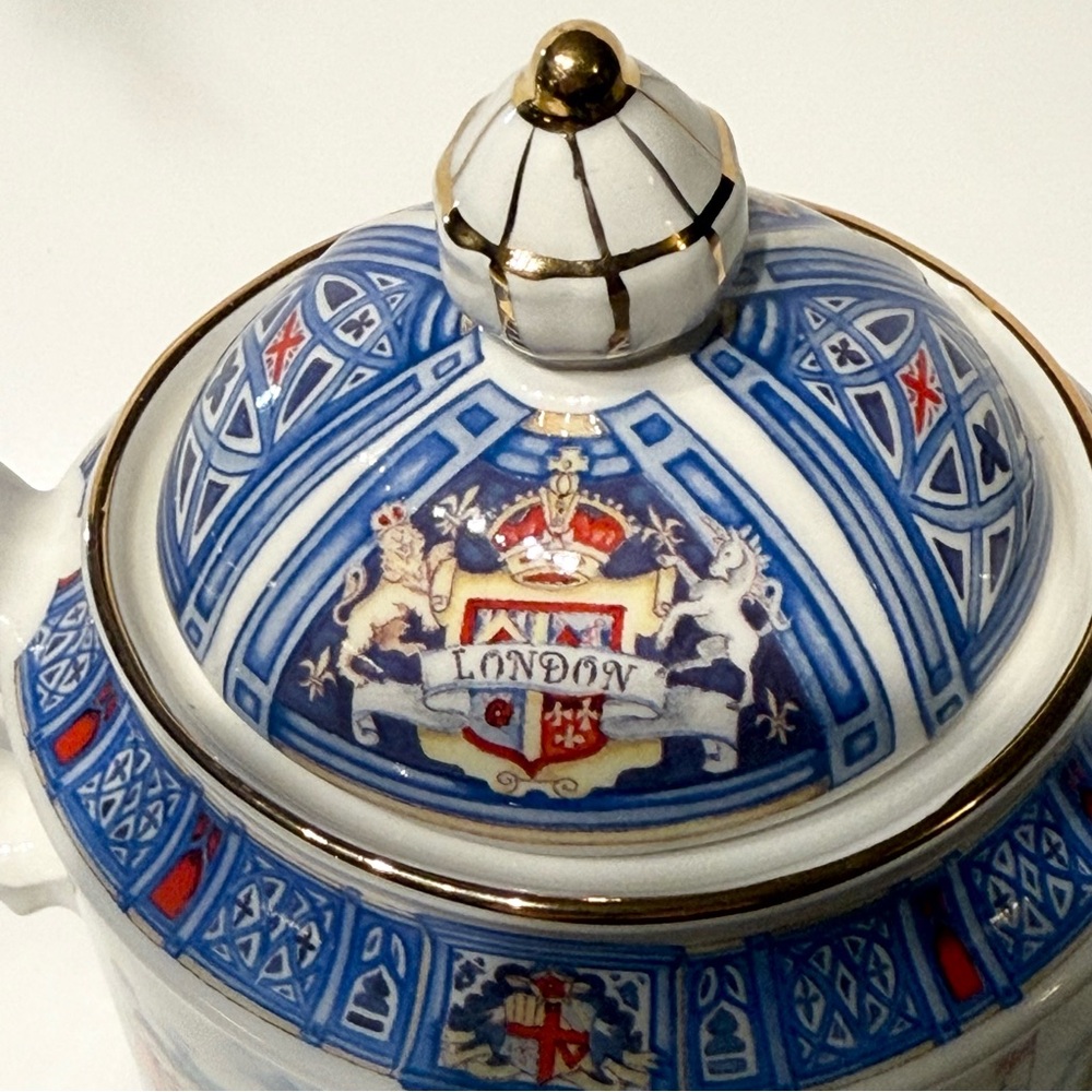 SADLER LONDON HERITAGE COLLECTION THAMESIDE CERAMIC TEAPOT - Picture 5 of 13